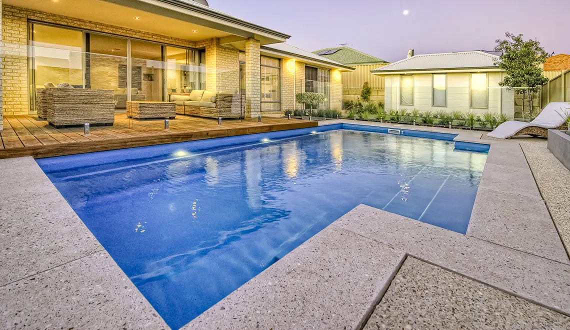 The Elegance™ installed pool 2